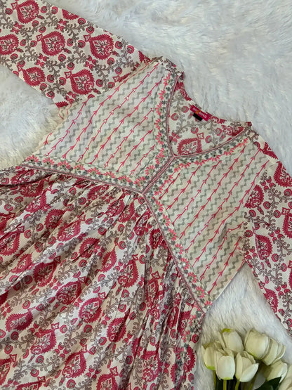 Printed Naira Kurta Set with Dupatta