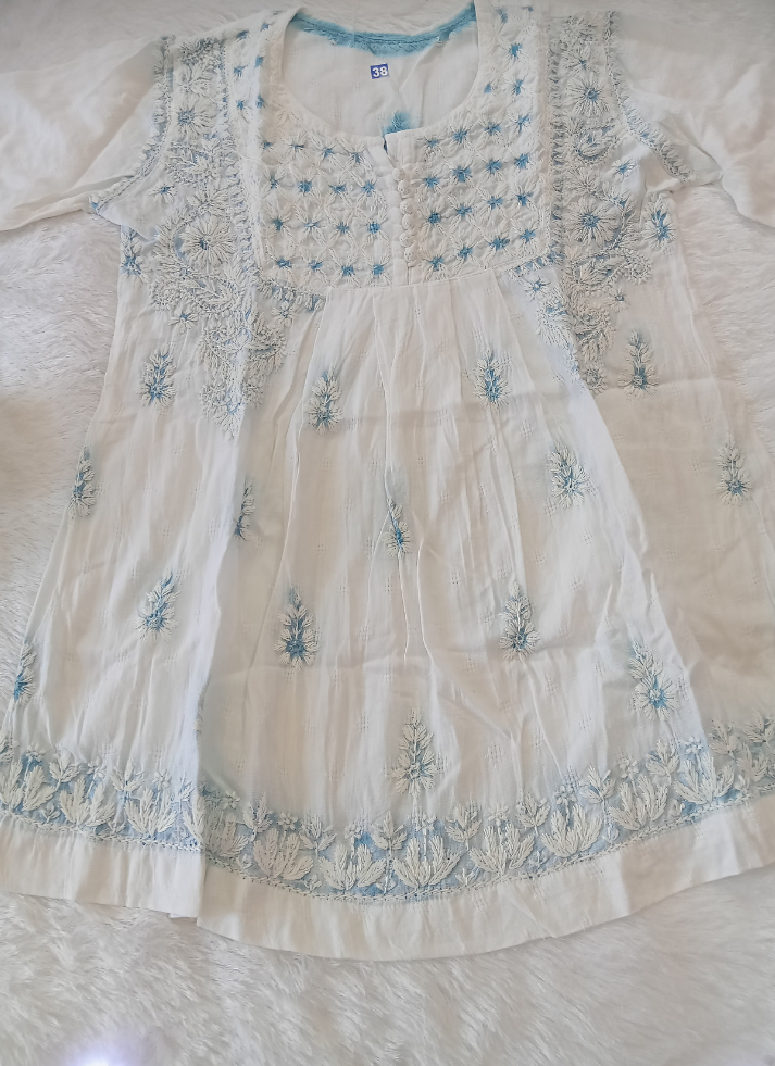 Short Chikankari Kurti